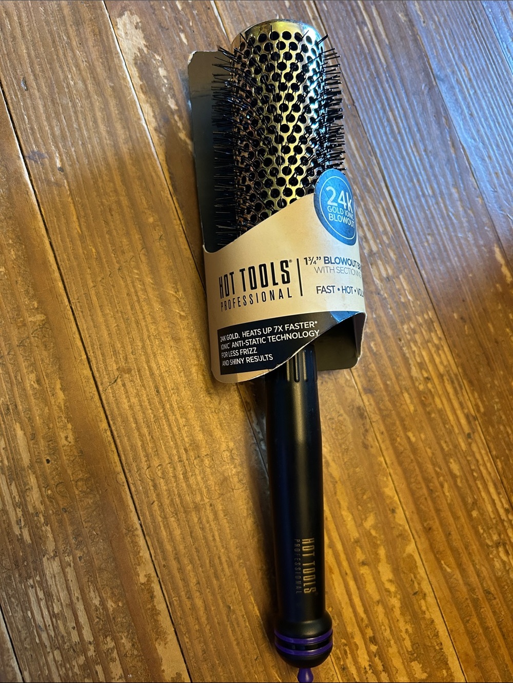 Hot Tools 1 3/4” Blowout Brush NEW